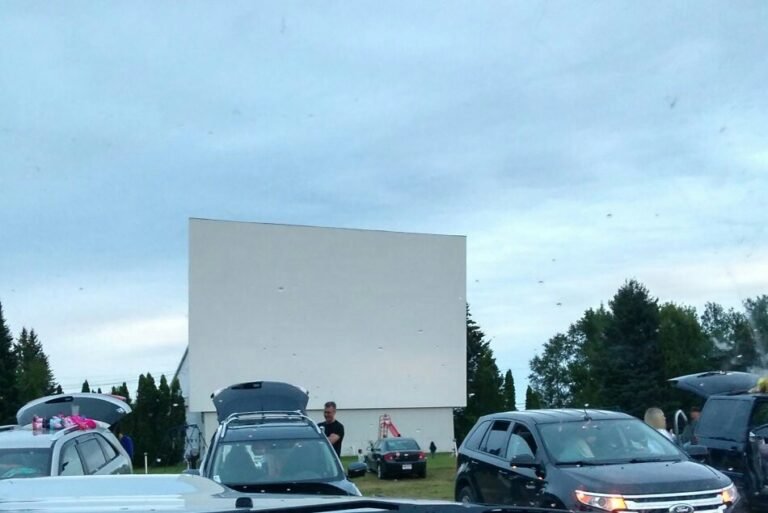 5 Drive in Theatres Ottawa that You Should Visit [2024]